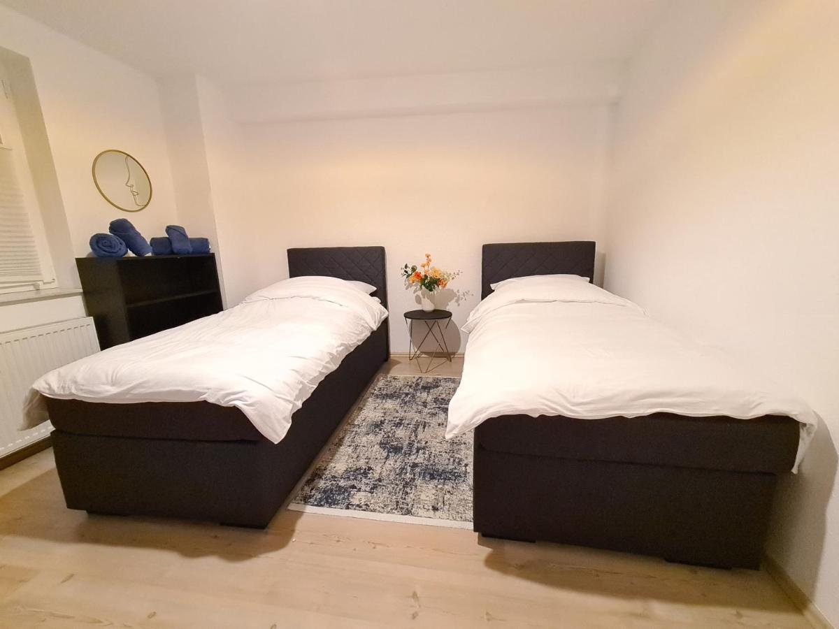 Theox Apartment No 6 Royal Blue Fuer 4 Personen Манхайм Екстериор снимка